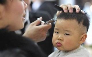 梦见剪发(梦见剪发烫发是什么意思)